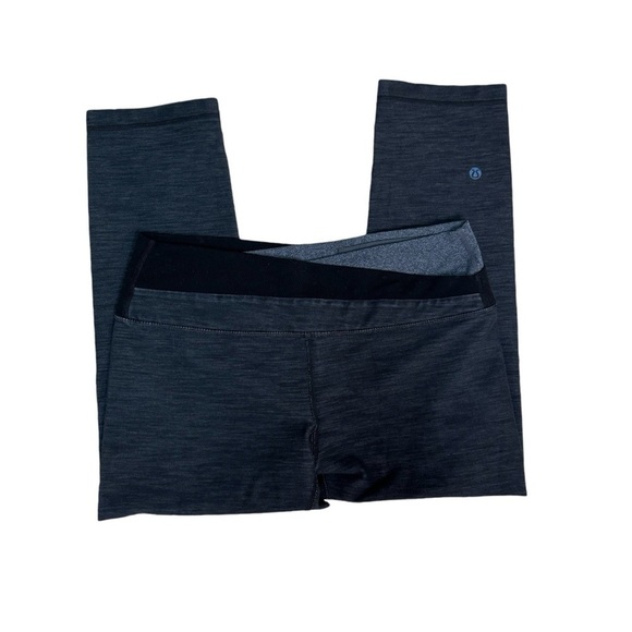 Lululemon Two Toned Black and Gray Crop Leggings - Picture 3 of 4